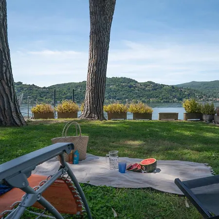 Henriette Terrazza, Accesso Al Lago, Piscina Appartement